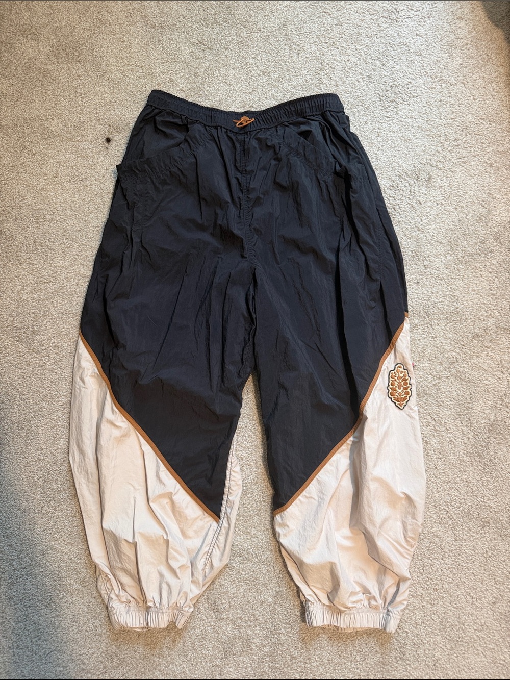 Women’s free people Colorblock Windbreaker Pants - Black & Cream